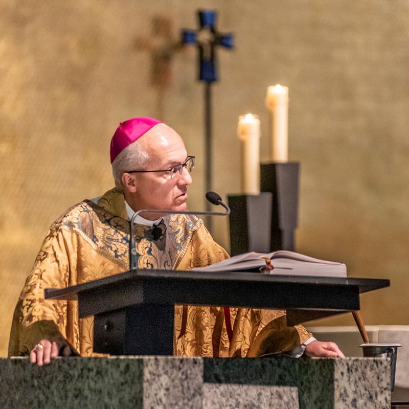 Bishop David Kagan Celebrating Mass