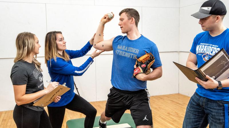 UMary students in Athletic Training lab.