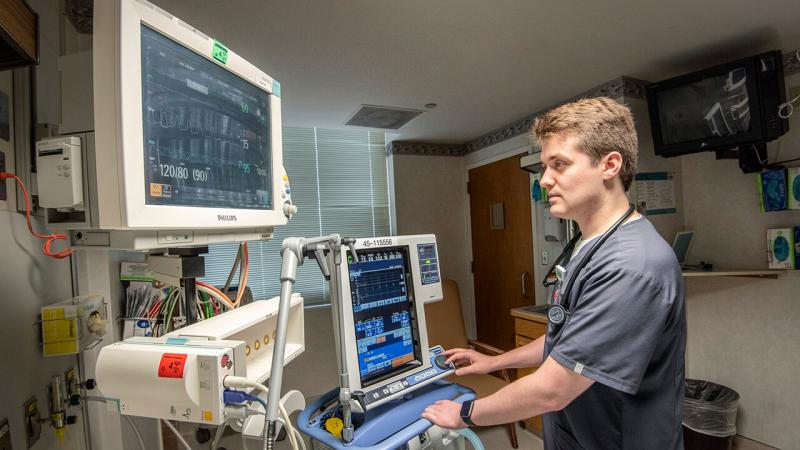 CoARC Recognizes University of Mary's/CHI St. Alexius Health’s Respiratory Therapy (MS) program with The President’s Award for Excellence in Credentialing Success