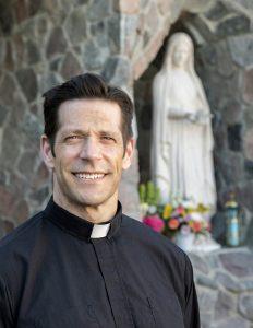 Fr Mike Schmitz