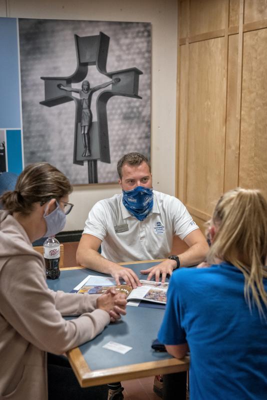 Student visits on campus