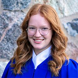 Leah DeVries cappella student