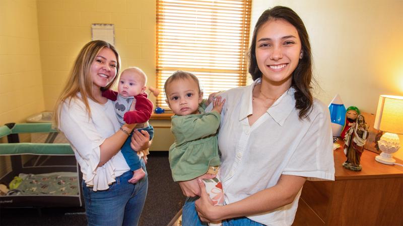 saint Theresa of Calcutta mothers