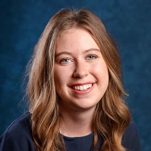 Headshot of accounting student Emily Belland