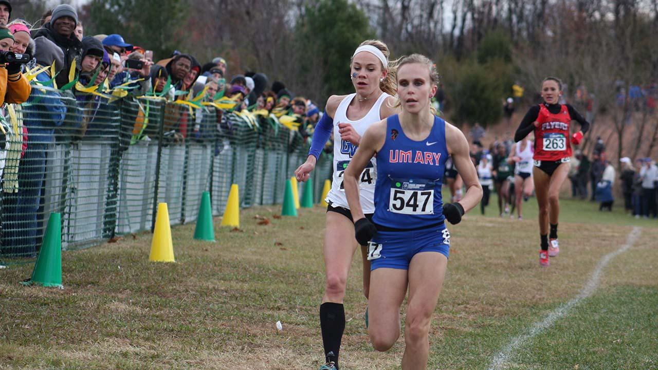 Zeis wins 2015 cross country championship