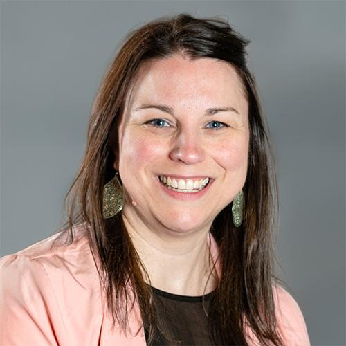 JoAnn Schulzetenberg Headshot